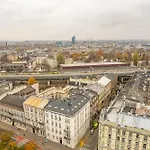 Wrzesinska Apt - Balcony, Workspace, Top Location - By Rentujemy